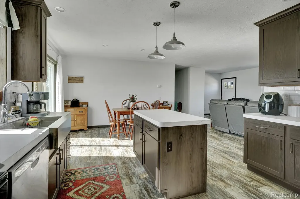 7376 Capac Road Capac Village MI 48097