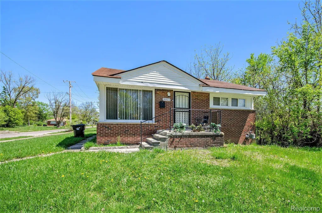 20322 Charleston Street Detroit City MI 48203