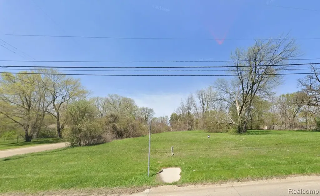 00 E Atherton Burton City MI 48519