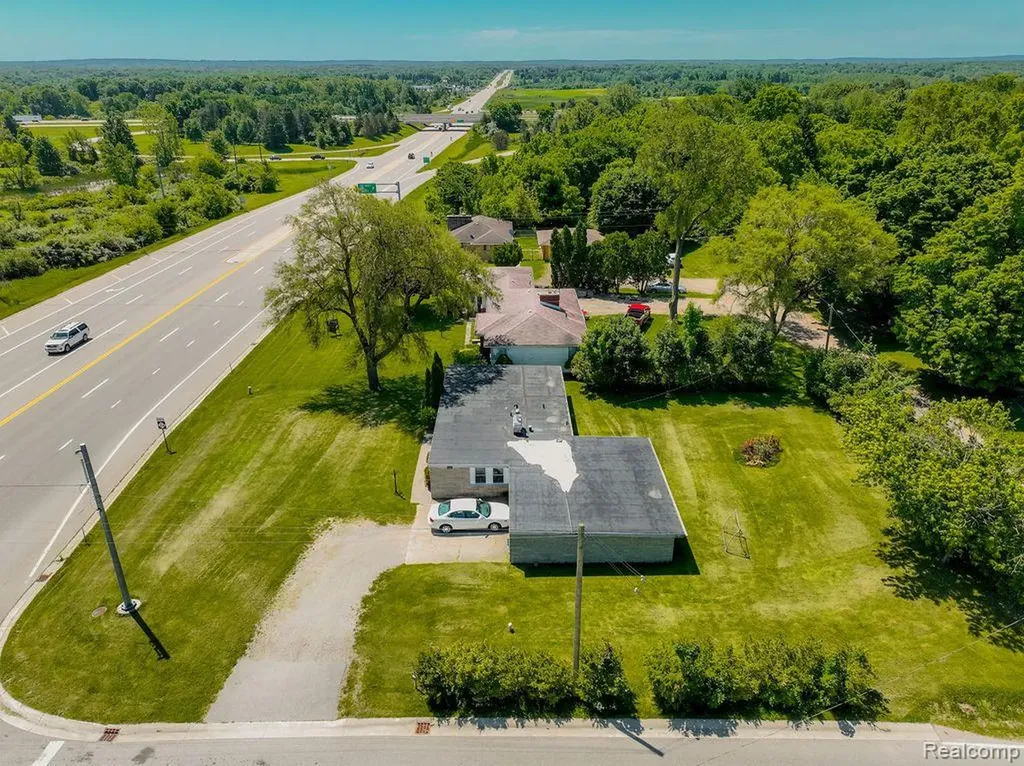 1208 S Lapeer Road Lapeer Township MI 48446