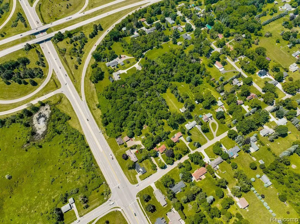 1208 S Lapeer Road Lapeer Township MI 48446