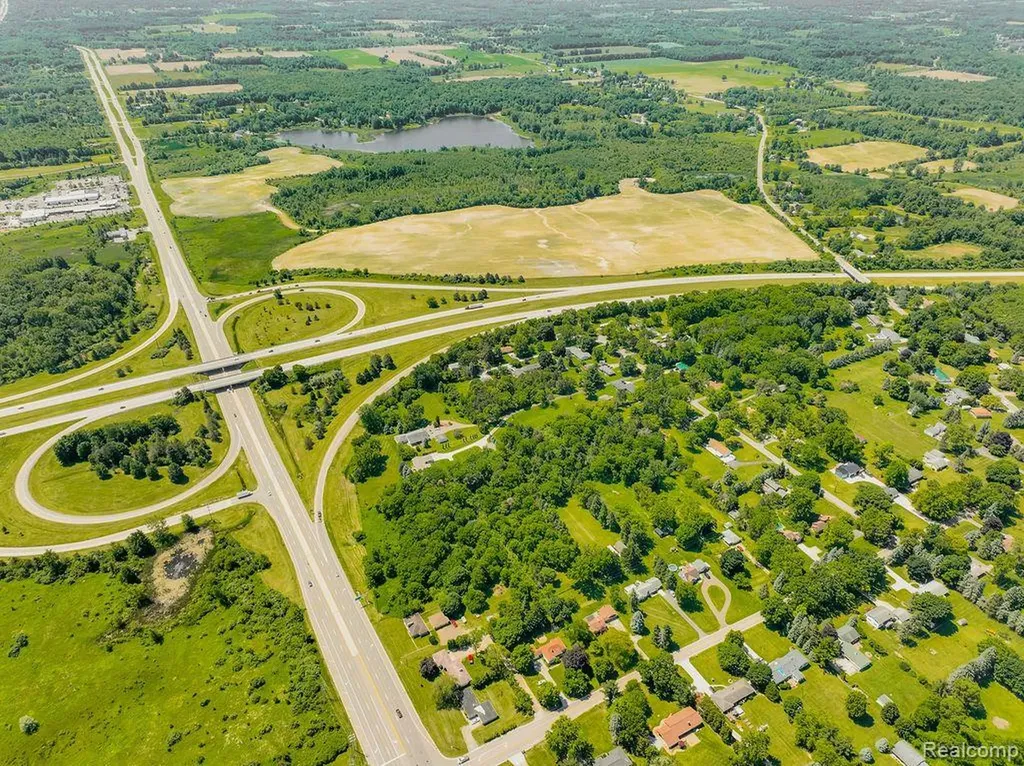 1208 S Lapeer Road Lapeer Township MI 48446