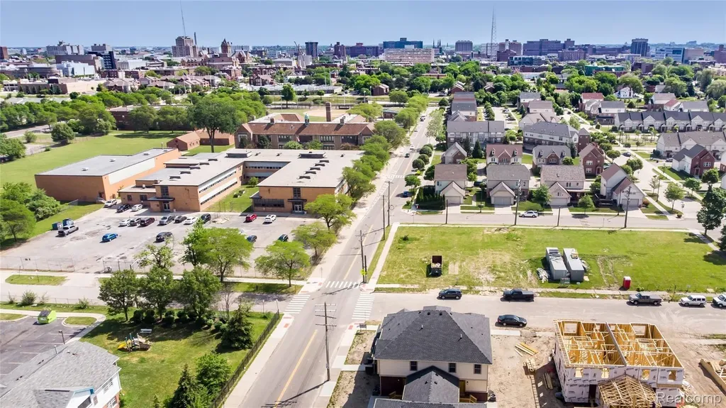 1361 W Canfield Street Detroit City MI 48208