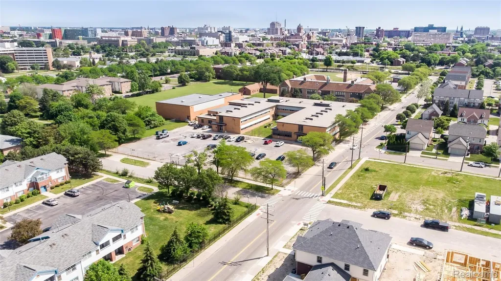 1361 W Canfield Street Detroit City MI 48208
