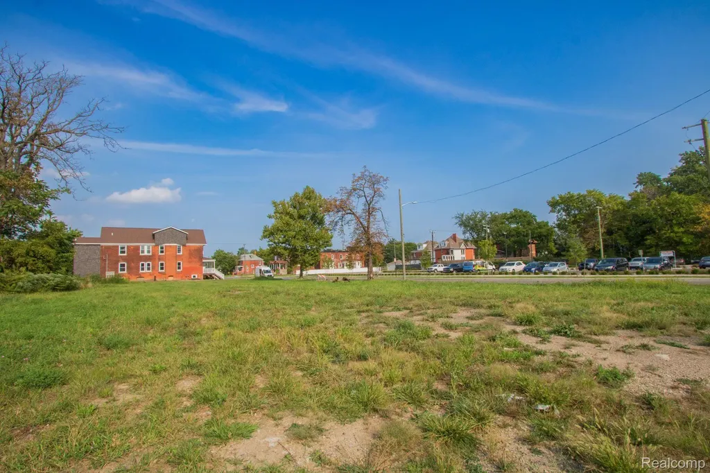 45 E Euclid Street Detroit City MI 48202