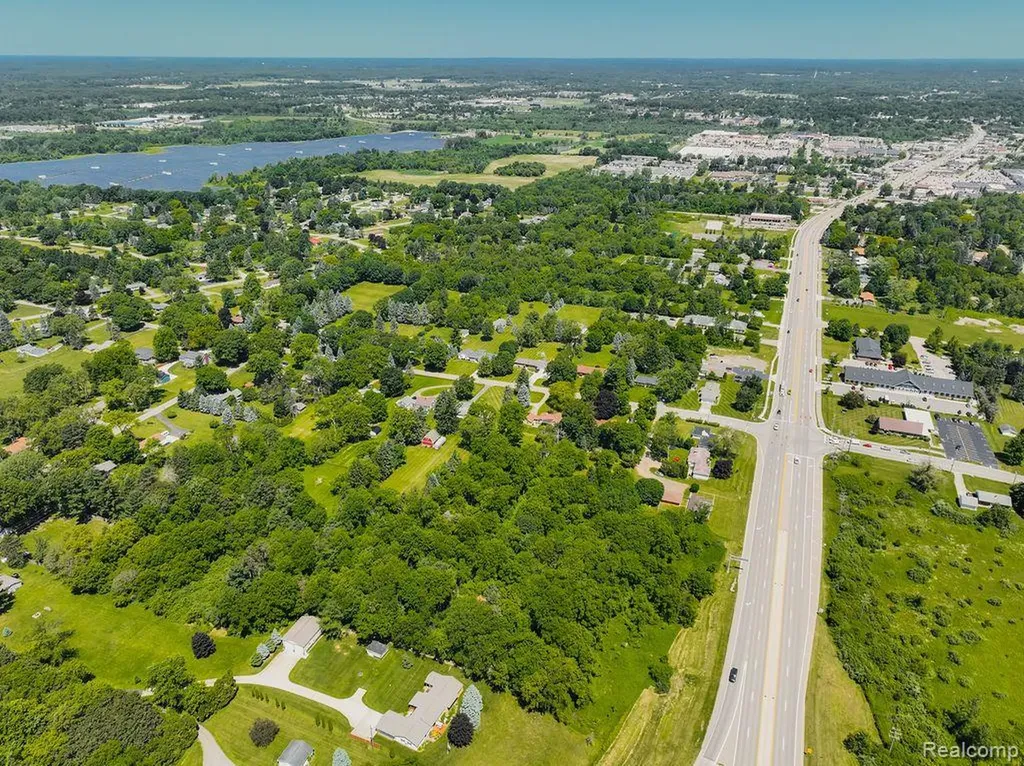 1023 Turrill Road Lapeer City MI 48446