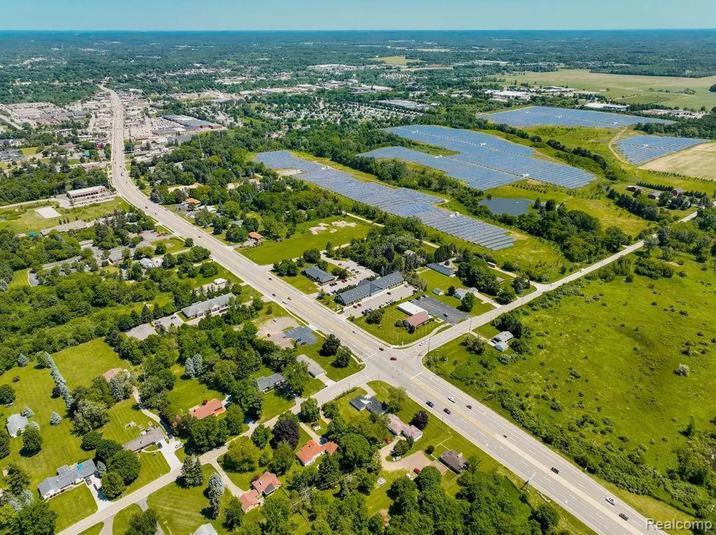 1224 S Lapeer Road Lapeer City MI 48446