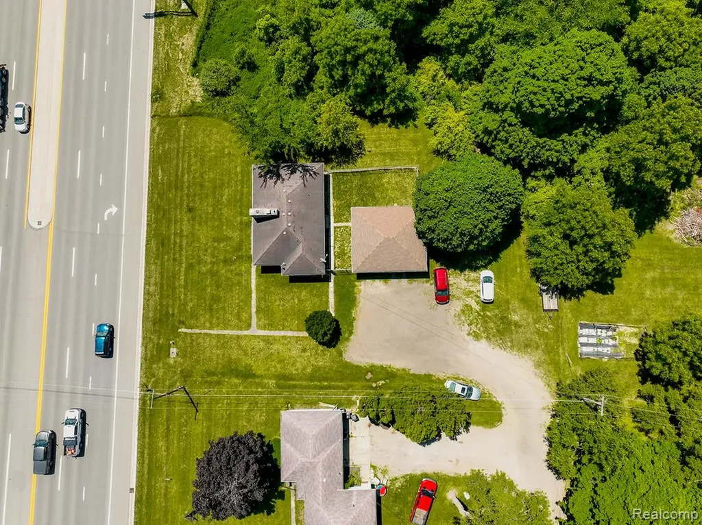 1224 S Lapeer Road Lapeer City MI 48446