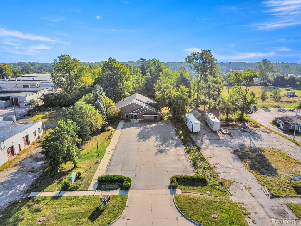 435 Sumpter Road Van Buren Charter Township MI 48111