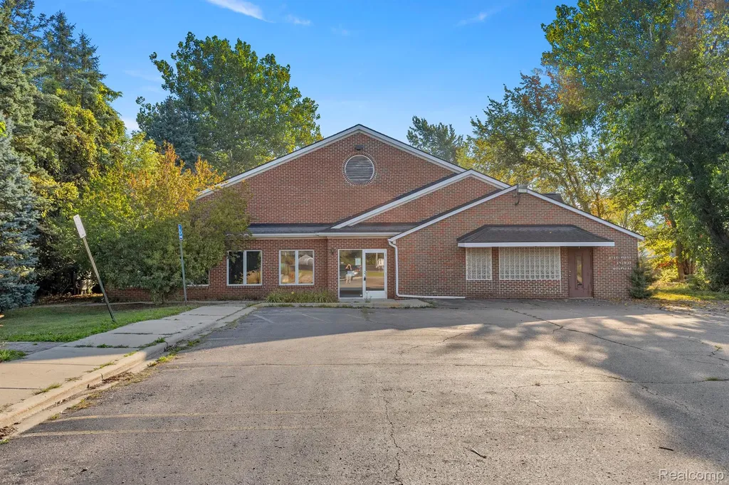 435 Sumpter Road Van Buren Charter Township MI 48111