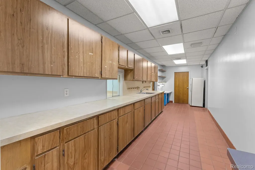 435 Sumpter Road Van Buren Charter Township MI 48111
