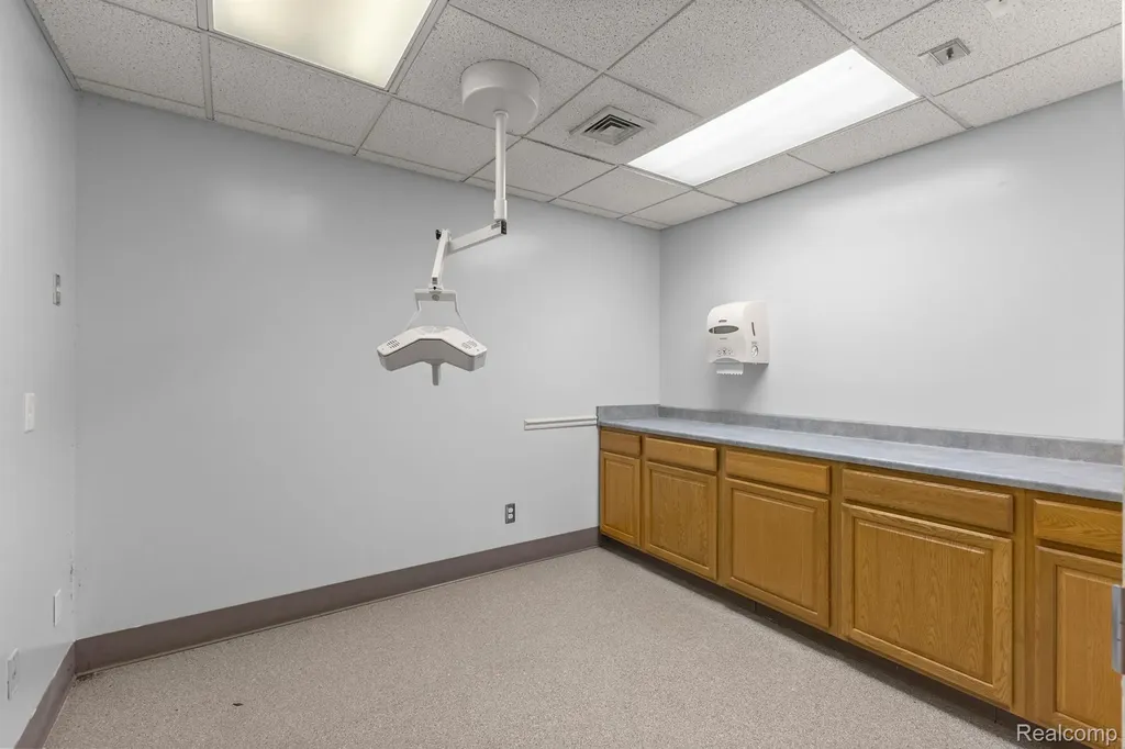 435 Sumpter Road Van Buren Charter Township MI 48111