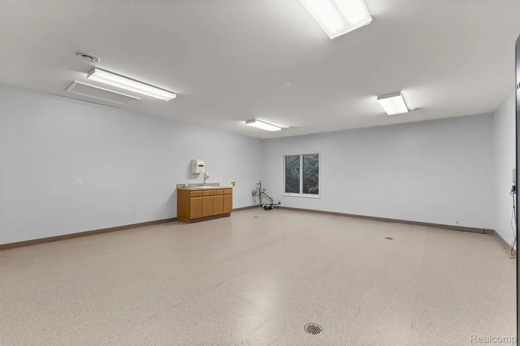 435 Sumpter Road Van Buren Charter Township MI 48111