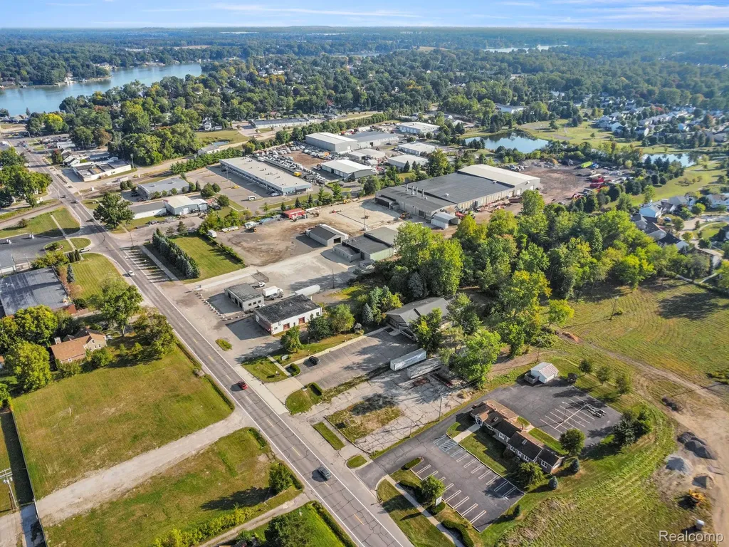 435 Sumpter Road Van Buren Charter Township MI 48111