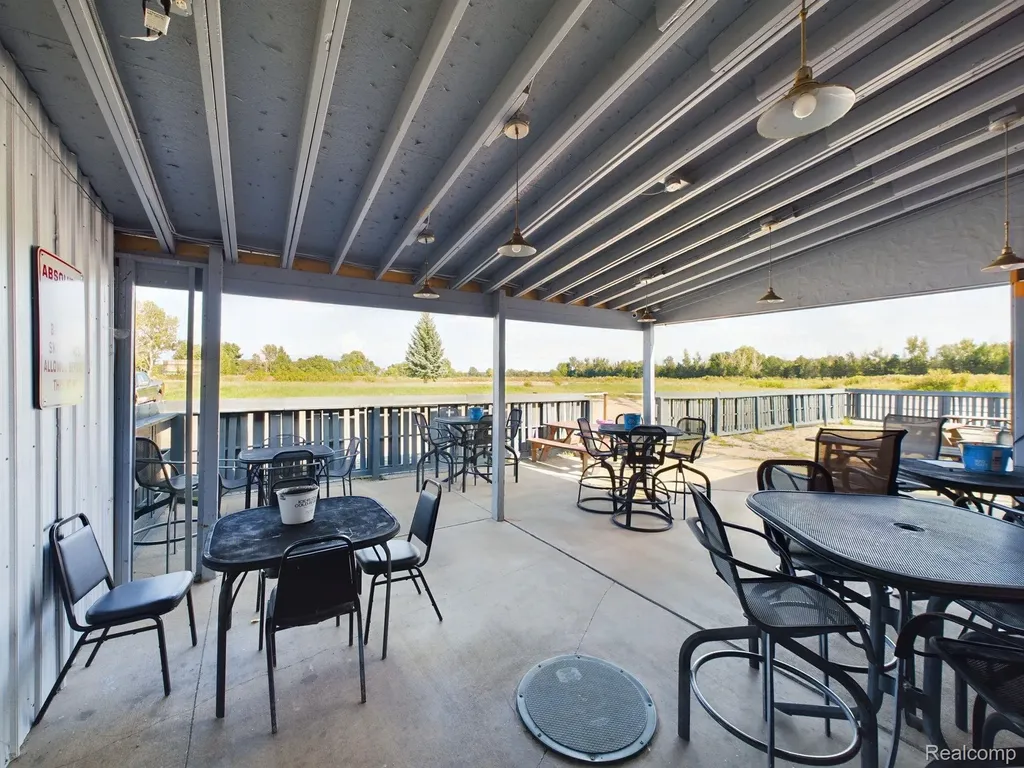 4512 E M 21 Caledonia Charter Township MI 48817