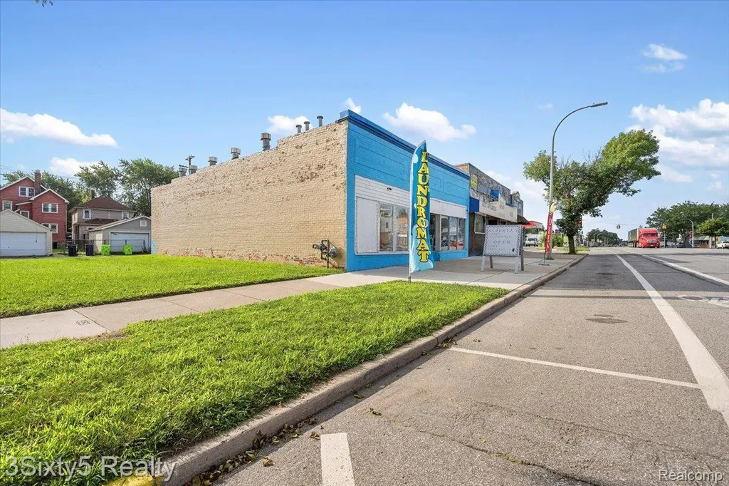 11283 W Jefferson Avenue River Rouge City MI 48218