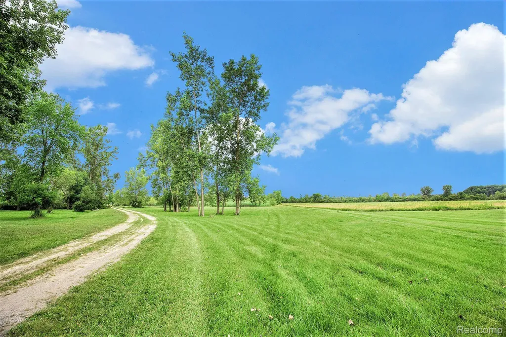 29988 Armada Ridge Road Richmond Township MI 48062