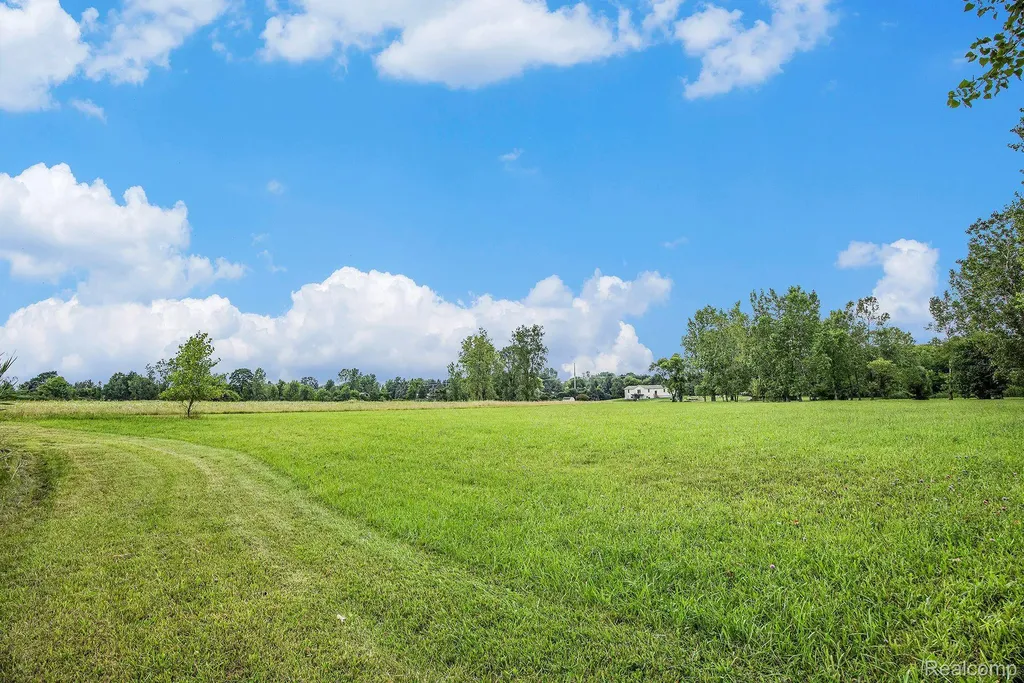 29988 Armada Ridge Road Richmond Township MI 48062