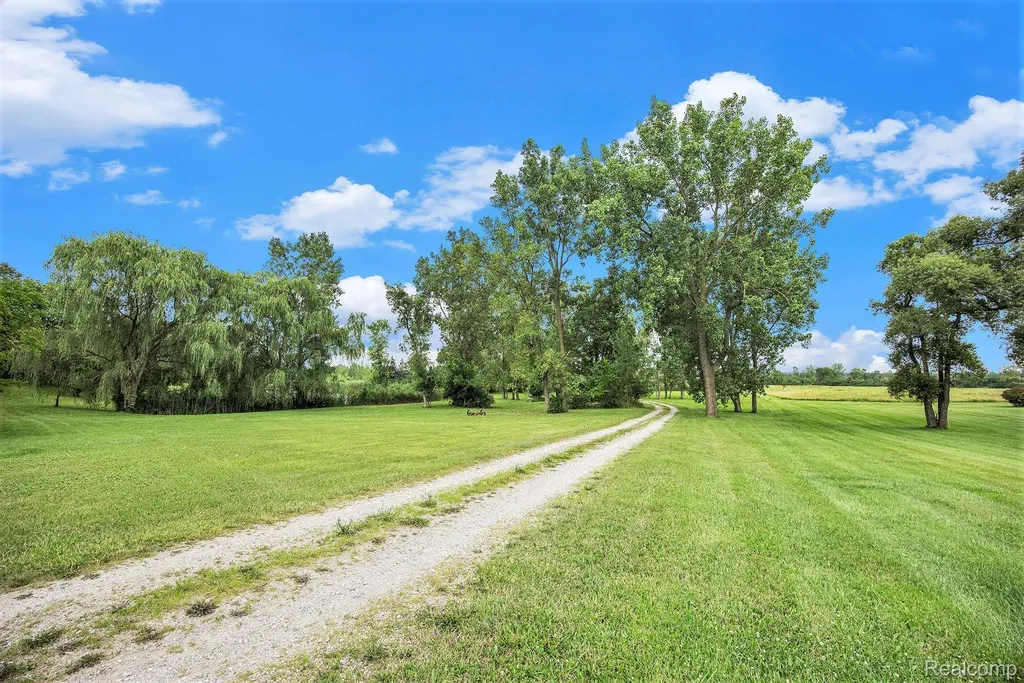 29988 Armada Ridge Road Richmond Township MI 48062