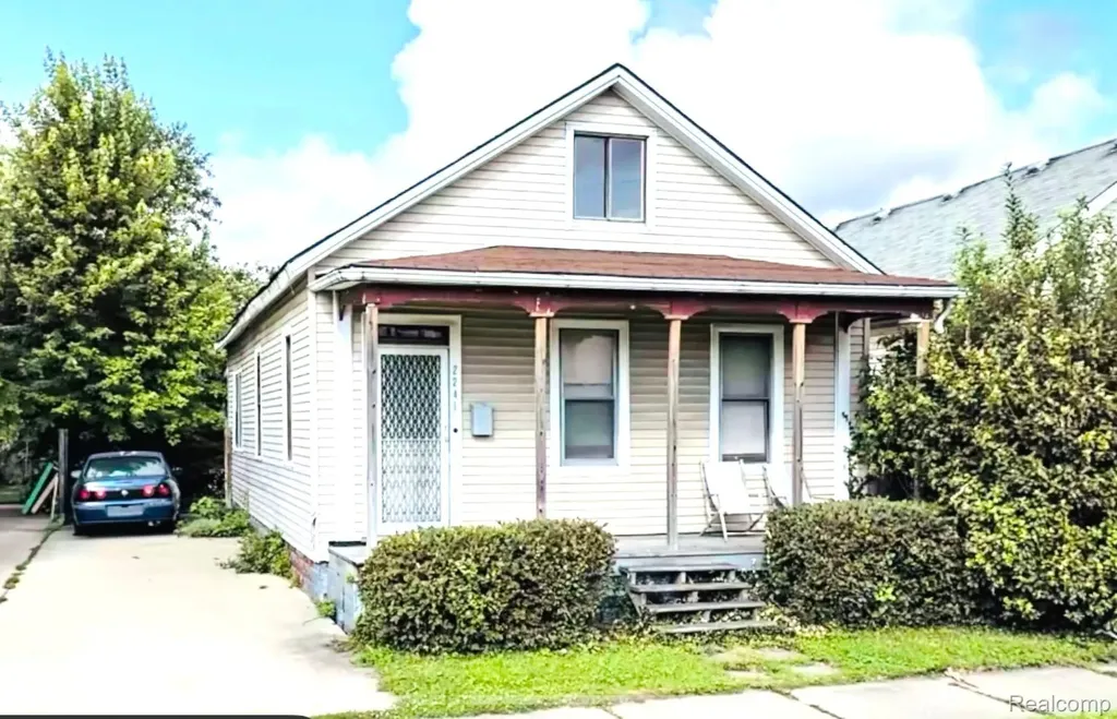 2241 Vermont Street Detroit City MI 48216