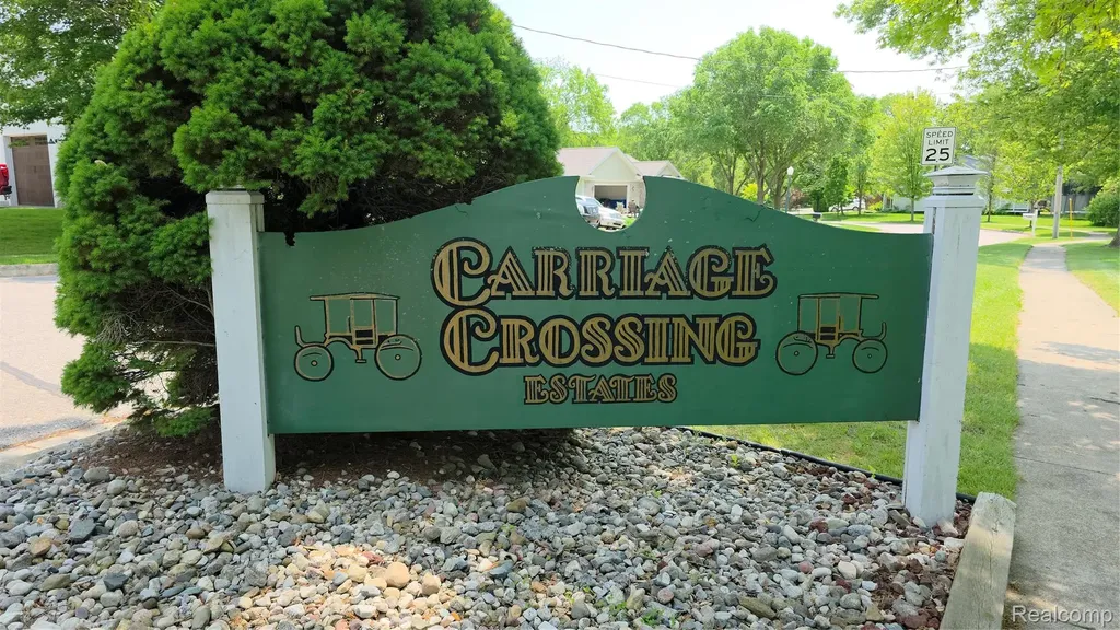 10294 Carriage Way Davison City MI 48423