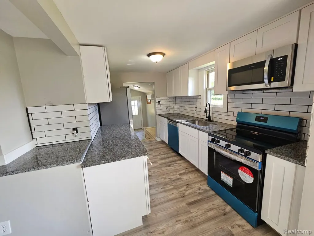 411 Lytle Avenue Harbor Beach City MI 48441