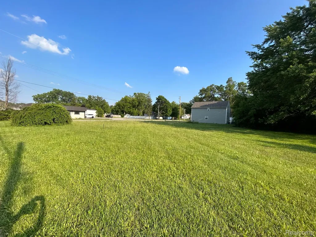 0 Lapeer Road Burton City MI 48509