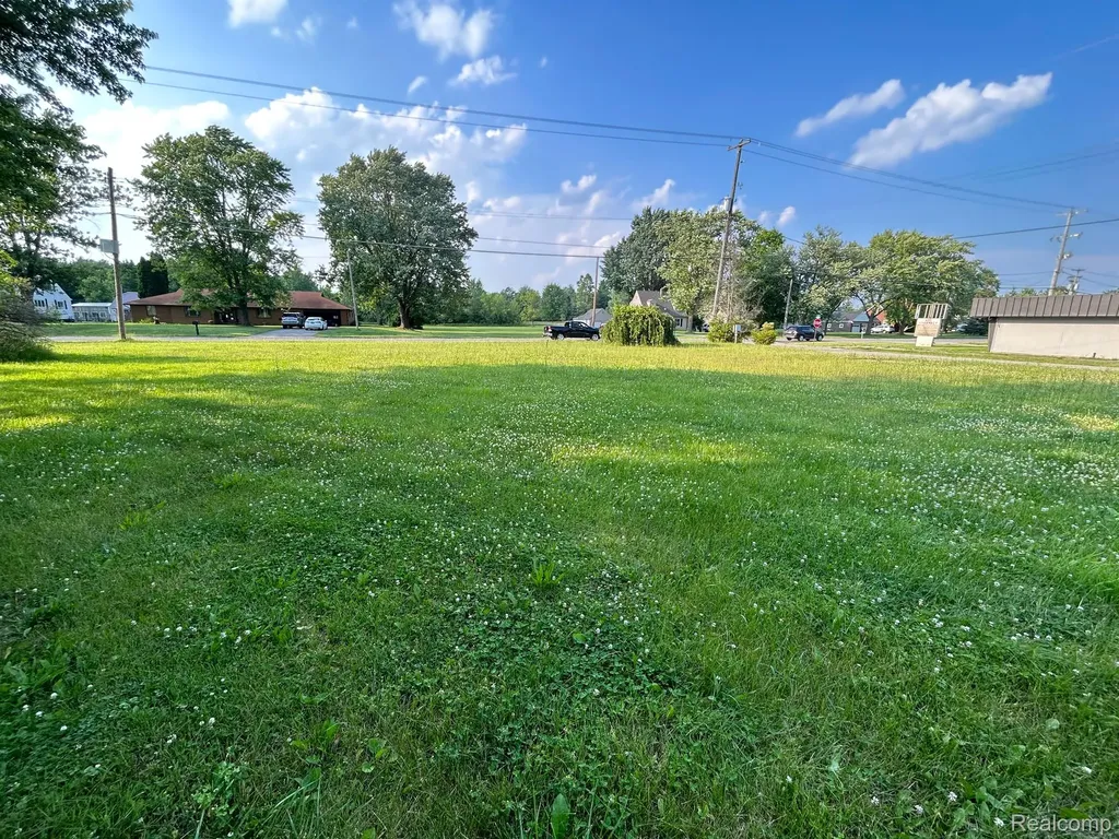 0 Lapeer Road Burton City MI 48509
