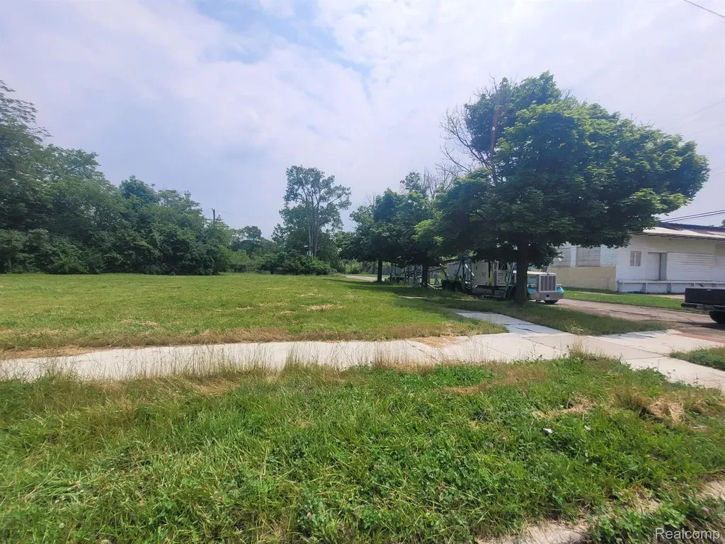 5202 Stanton Street Detroit City MI 48208