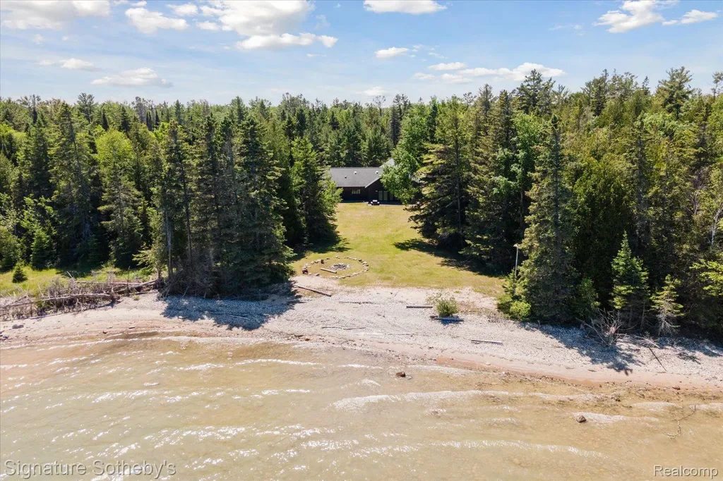 9842 Misery Bay Alpena City MI 49707