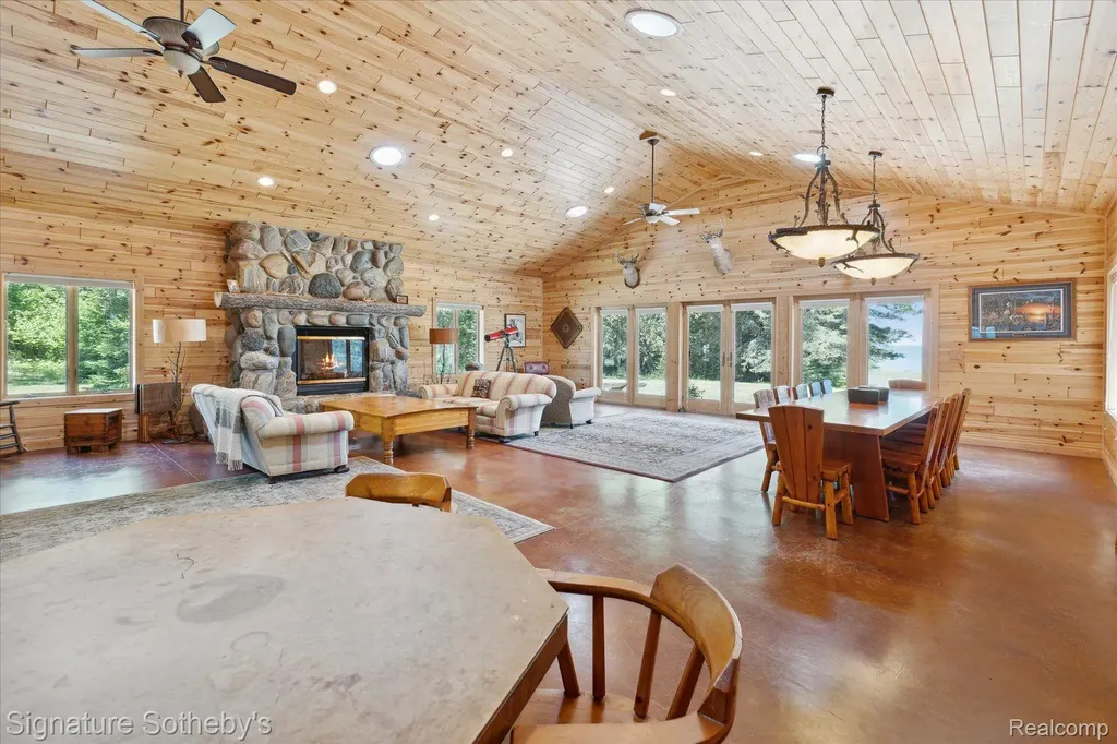 9842 Misery Bay Alpena City MI 49707