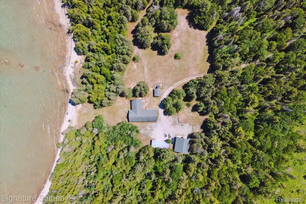 9842 Misery Bay Alpena City MI 49707