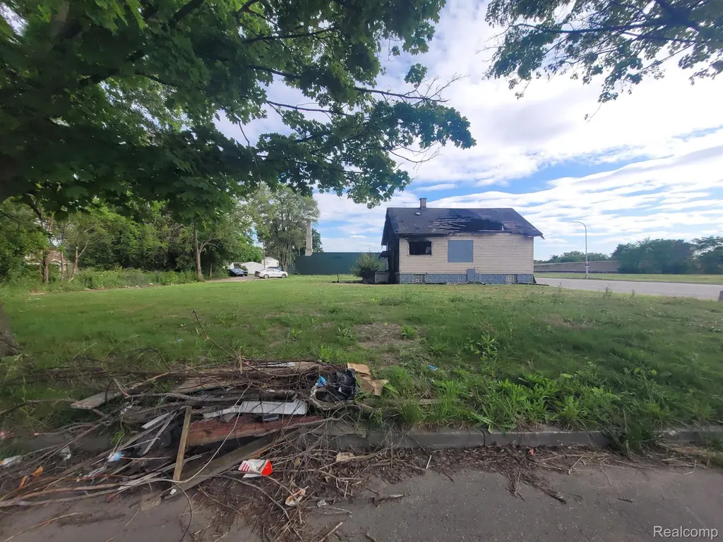5585 Ridgewood Street Detroit City MI 48204