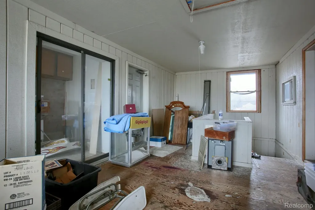 46070 Edgewater Drive Chesterfield Township MI 48047