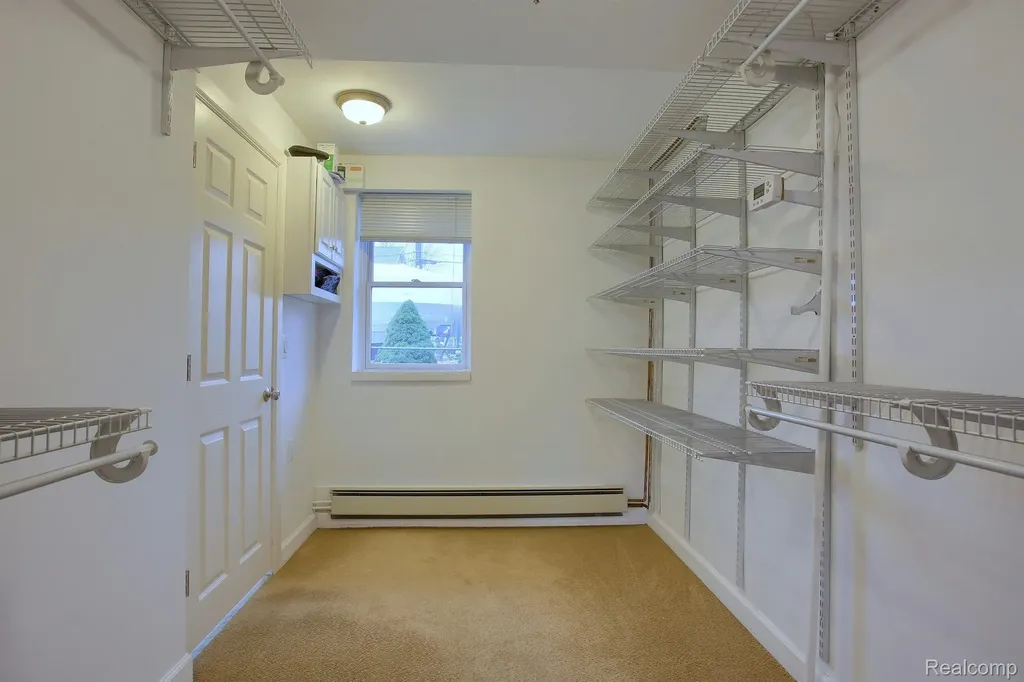 46070 Edgewater Drive Chesterfield Township MI 48047