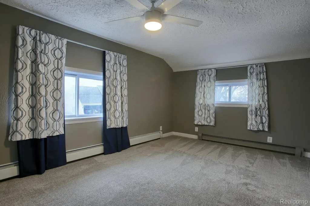 46070 Edgewater Drive Chesterfield Township MI 48047