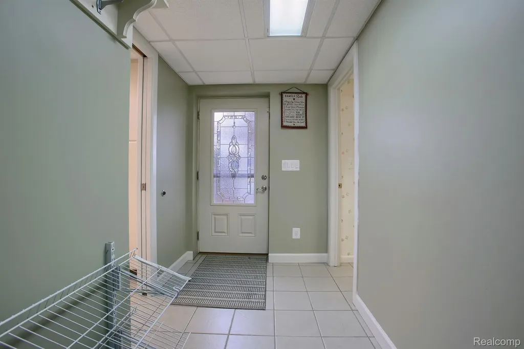 46070 Edgewater Drive Chesterfield Township MI 48047