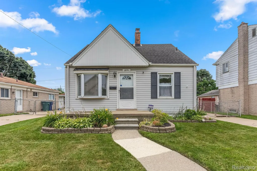 1051 Capitol Avenue Lincoln Park City MI 48146