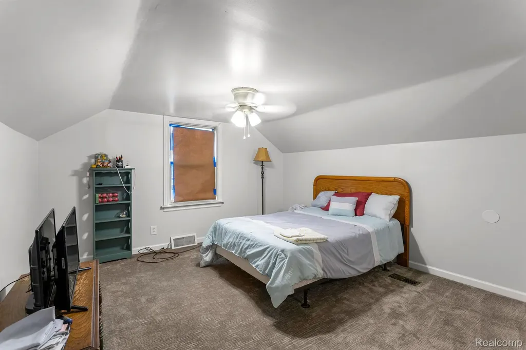 1051 Capitol Avenue Lincoln Park City MI 48146