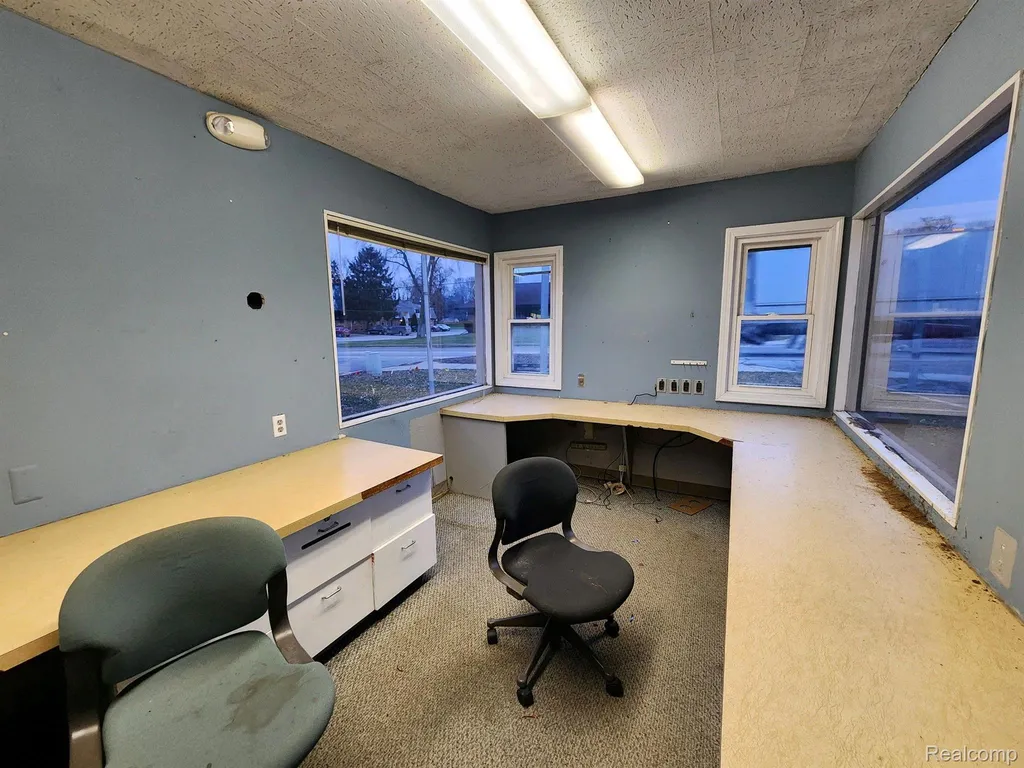 1066 E M 36 Pinckney Village MI 48169