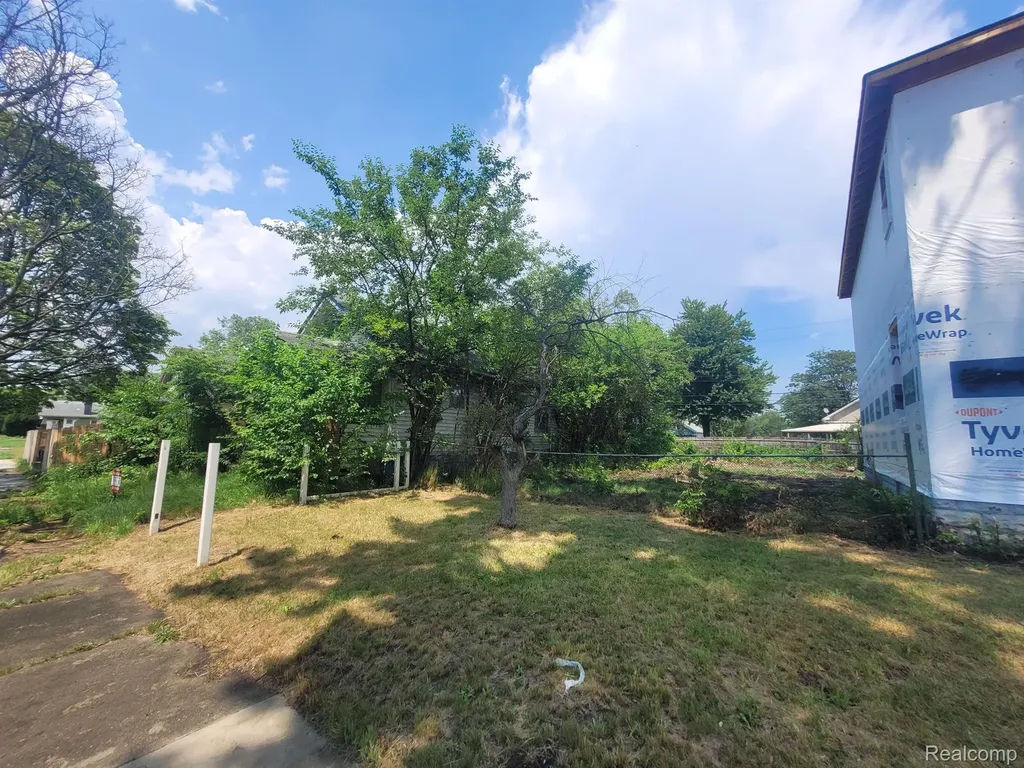 9722 Yosemite Street Detroit City MI 48204