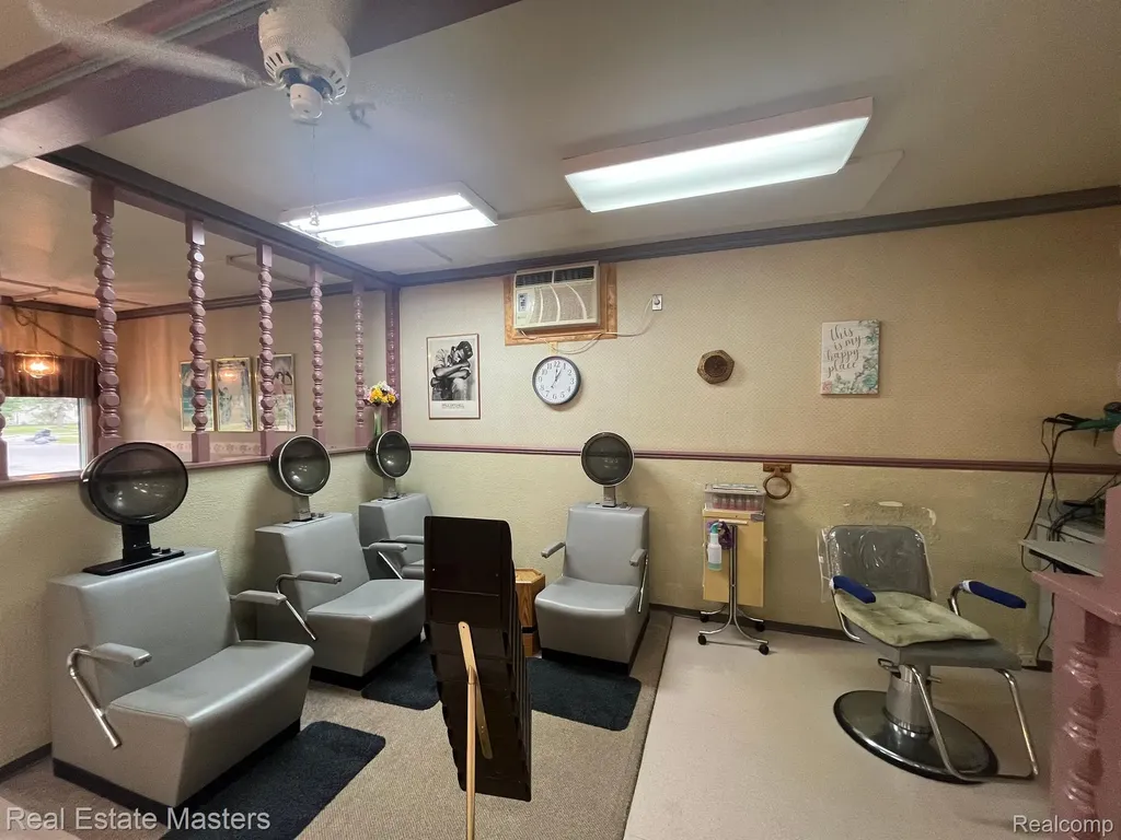 730 15th Street Port Huron City MI 48060