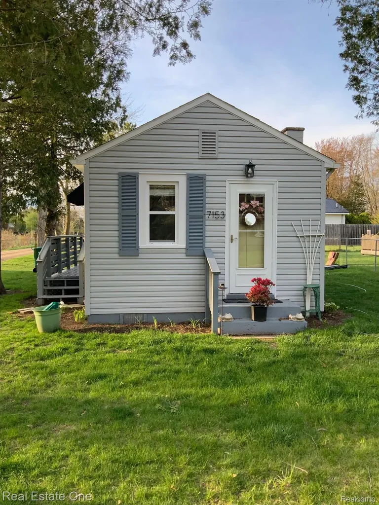 7153 Cedar Road Worth Township MI 48450