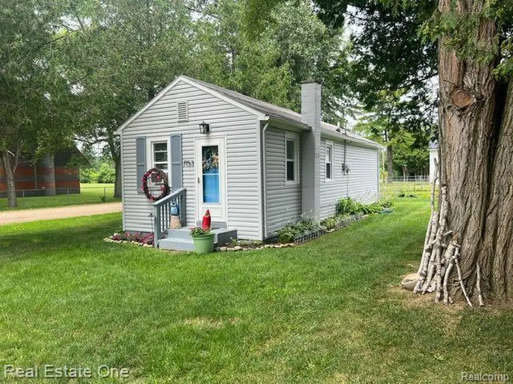 7153 Cedar Road Worth Township MI 48450