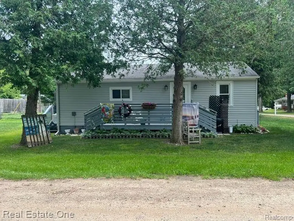 7153 Cedar Road Worth Township MI 48450