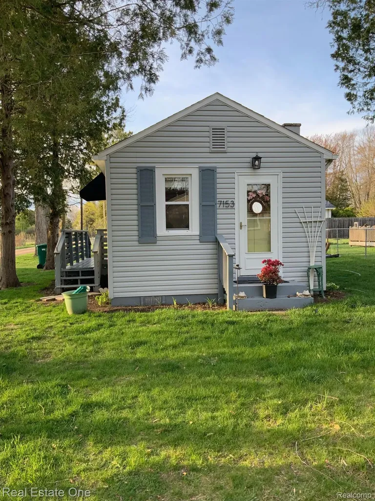 7153 Cedar Road Worth Township MI 48450