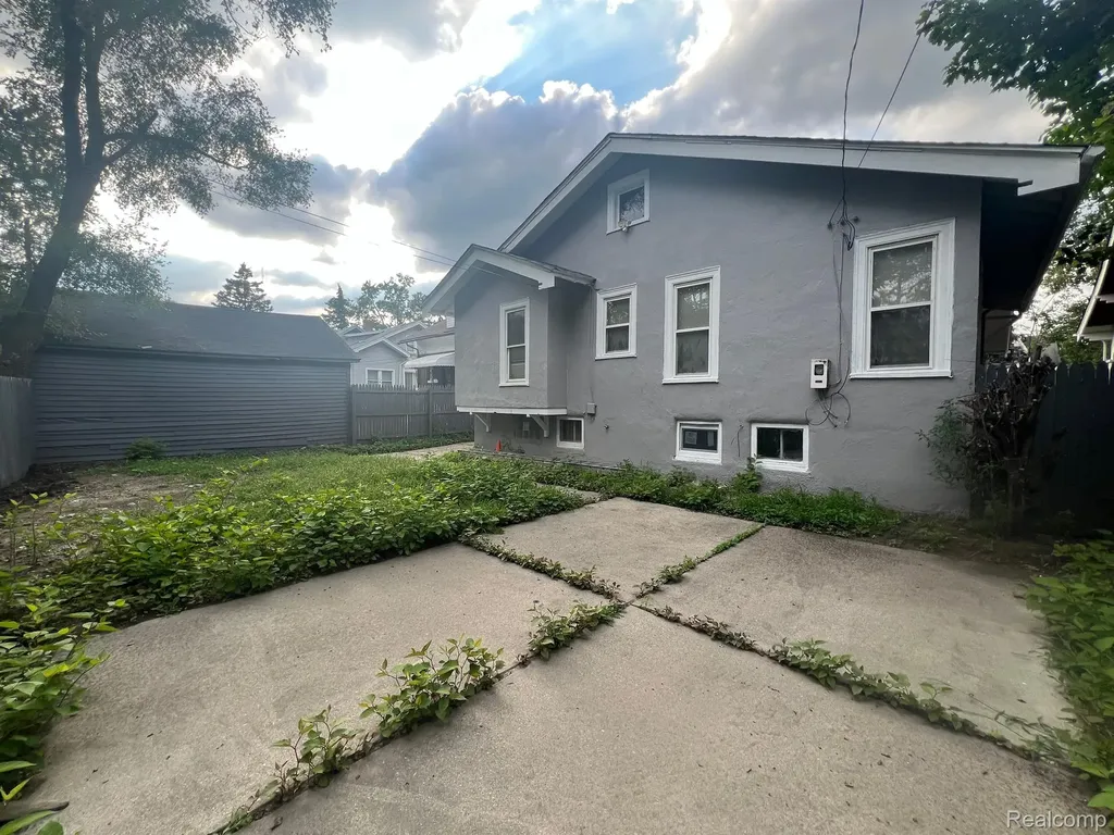 239 Eason Street Highland Park City MI 48203