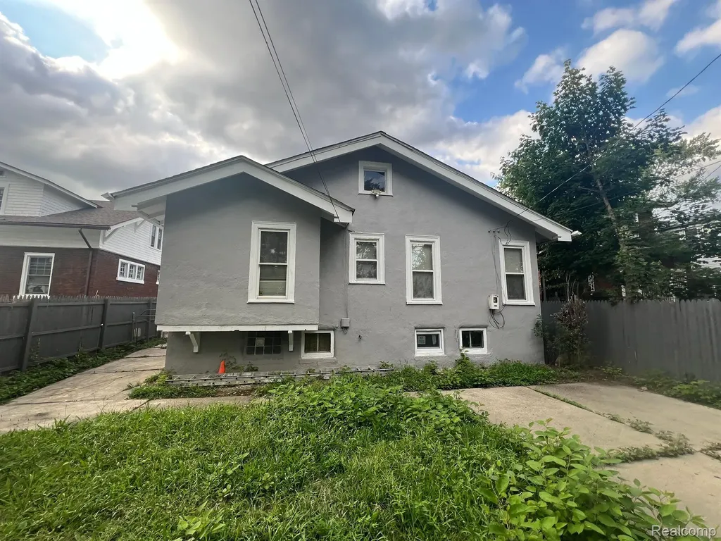 239 Eason Street Highland Park City MI 48203