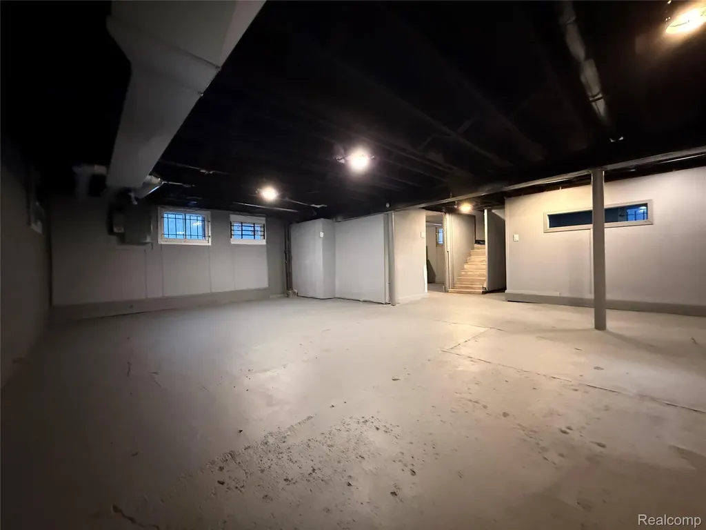 239 Eason Street Highland Park City MI 48203