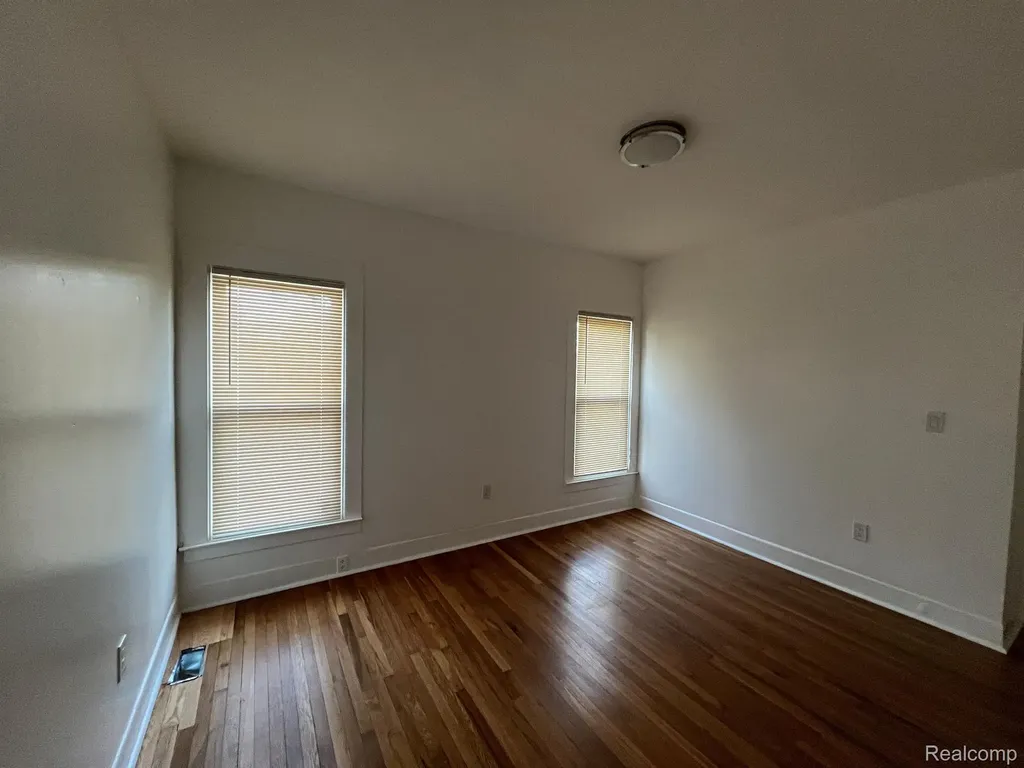 239 Eason Street Highland Park City MI 48203